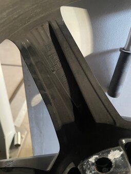 Predám disky 5x120r18 s gumámi 245/45/r18 100V BRIGSTONE - 9