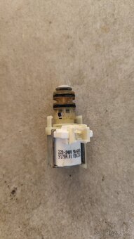 diely na umyvacku bosch - 9