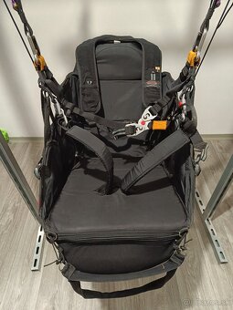 Prodám KOMPLET SKY ANAKIS 3 - S rok. 11/2018 64-81 kg. Nová - 9