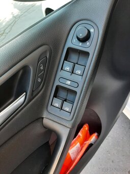 Volkswagen golf 1.2 tsi - 9