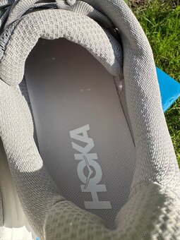 Bezecke tenisky Hoka Clifton 10 - 9
