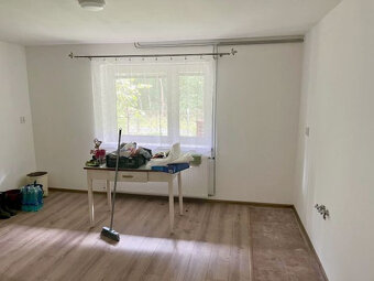 Zrekonštruovaný rodinný dom v Rakovej - 9
