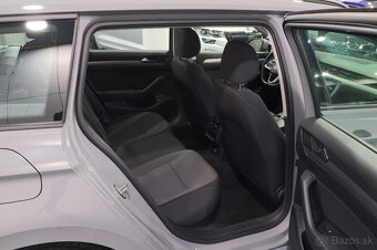 VW Passat B8 Variant 1.5TSI 110kW DSG - záruka Autodraft - 9