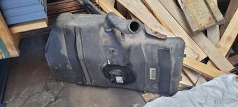 Rozpredám diely - 9