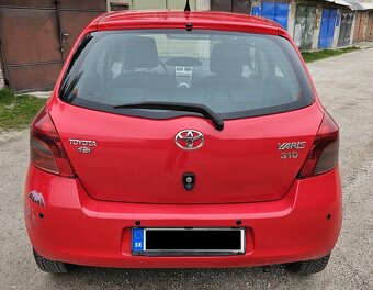 Toyota Yaris 1,0 , 51kw, 5d. hatchback, 5-st. manuál - 9