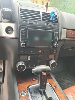 Rozpredám na ND 5.0 tdi, 230 kW, AYH, VW Touareg 7l - 9