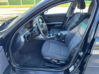 BMW e90 318i benzin sedan R17 nová STK a EK - 9