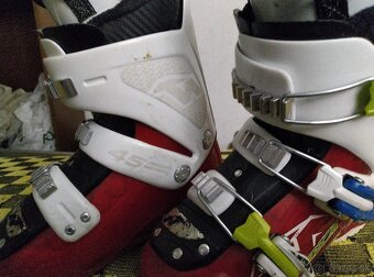 predam detsky set lyží rossignol + prilba Alpina - 9