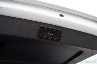 Škoda Octavia 3 combi 2.0 tdi LK DSG - 9