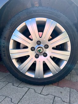 Superb 2.0 Tdi 125Kw DSG - 9