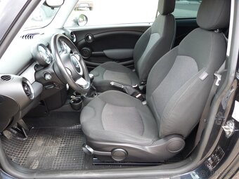 Mini One 1,4i 70kW M6 panoráma - 9