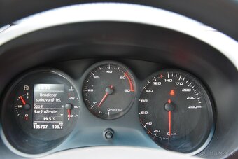 Seat Leon 1.6 TDi - 9