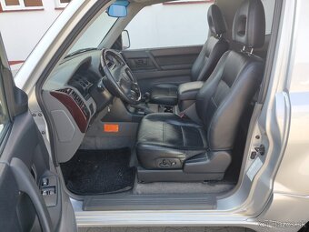 Mitsubishi Pajero 3.2 DI-D GLX 4WD,AT, 118kW, 3d. - 9
