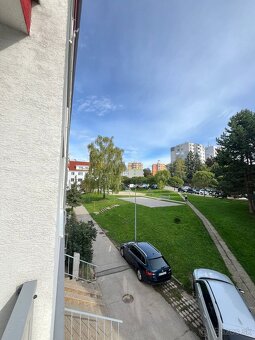 3-izbový byt (65 m²) s balkónom – HLOHOVEC- voľný ihneď - 9