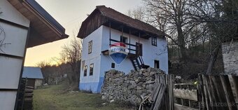 Predaj pozemok s chalupov - 9