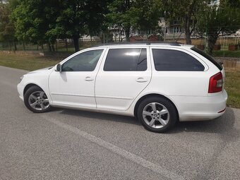 ŠKODA OCTAVIA COMBI 1.6 Tdi r.v2010 - 9