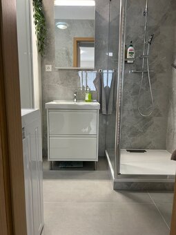 Veľký 1i. byt s balkónom, parkovacím miestom, Stupava - 9