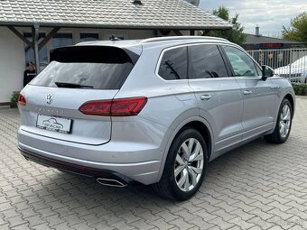 Volkswagen Touareg 3.0 V6 TDI SCR 286k R-Line 4Motion Tiptro - 9