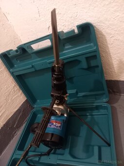 Sekacie kladivo WRC vykonné 900W - 9