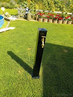 Záhradný stlpik na vodu - 9