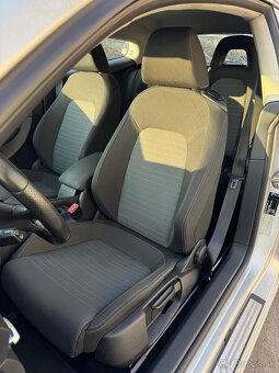 Volkswagen Scirocco 2.0TDI 2010rok - 9