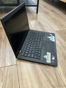 Lenovo ThinkPad T420 a Lenovo ThinkPad X1 Carbon 3rd Gen - 9