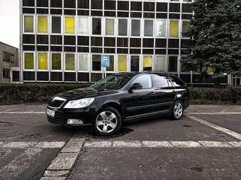 Škoda Octavia Combi 1.6 TDI Ambition - 9