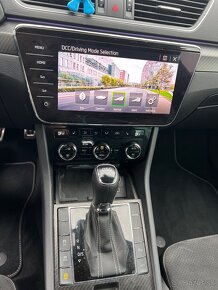 Škoda Superb Sportline - 9