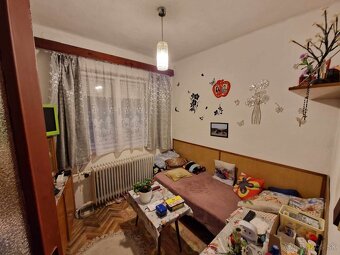 Na predaj rodinný dom so záhradou obec Rázstočno - 9
