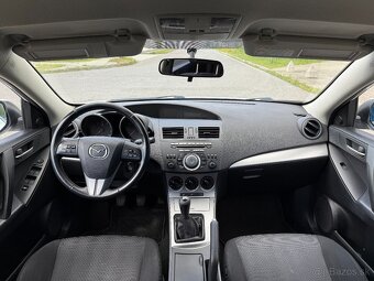 Mazda 3 1.6 DOHC Hatchback - 9