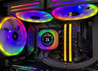 i7 14700K\32GB\RTX 5070Ti\SSD\1000W Zdroj - 9