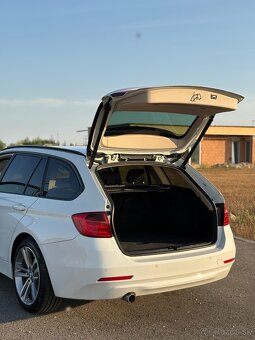 Krásne BMW 320d kombi - 9
