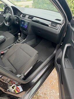 Škoda Rapid 1.6 TDI Sportline - 9