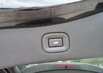 Renault Koleos 2.0 dci 4x4 - 9