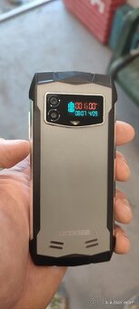Redmi note 10 pro a DOOGEE Smini - 9