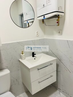 Ponúkame na predaj moderný, kompletne prerobený 1 izbový byt - 9