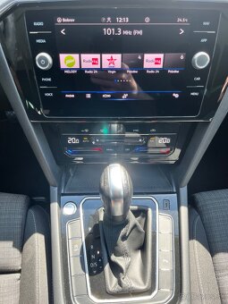 VW Passat 2.0 TDi model 2021 - 9