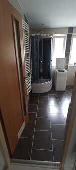 PRENÁJOM 2 izbový, zrekonštruovaný svojpomocný byt -KOMÁRNO - 9