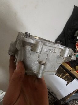Predám hlavu aj valec na yamaha yzf 250 (poškodené) - 9