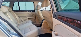 Skoda Superb 2.0 tdi DSG CR Elegance - 9