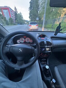 Predám Peugeot 206 sw 1.4 HDI 50kw 2005 - 9
