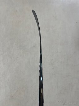 Predám hokejky Warrior Alpha LX2 PRO SR - 9