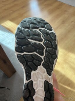 New Balance Fresh Foam 1080v12 - 9