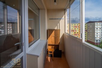 Na predaj kompletne zrekonštruovaný 3-izbový byt s balkónom - 9