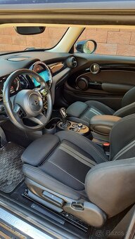 Predám  Mini Cooper E SE Elektro 184 Koní 2021 - 9