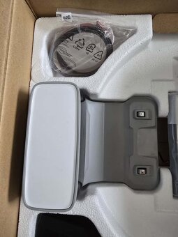 Predam roboticky vysavac Samsung Jet Bot VR30T80313W - 9