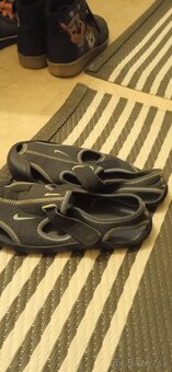 Sandále šľapky crocs - 9