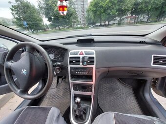 Peugeot 307 - 9