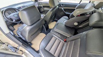 Škoda Octavia 2.0 TDi 103kw DSG Elegance - 9