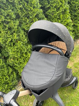 2-kombinácia kočíka STOKKE Xplory X Gold/Black - Signature B - 9
